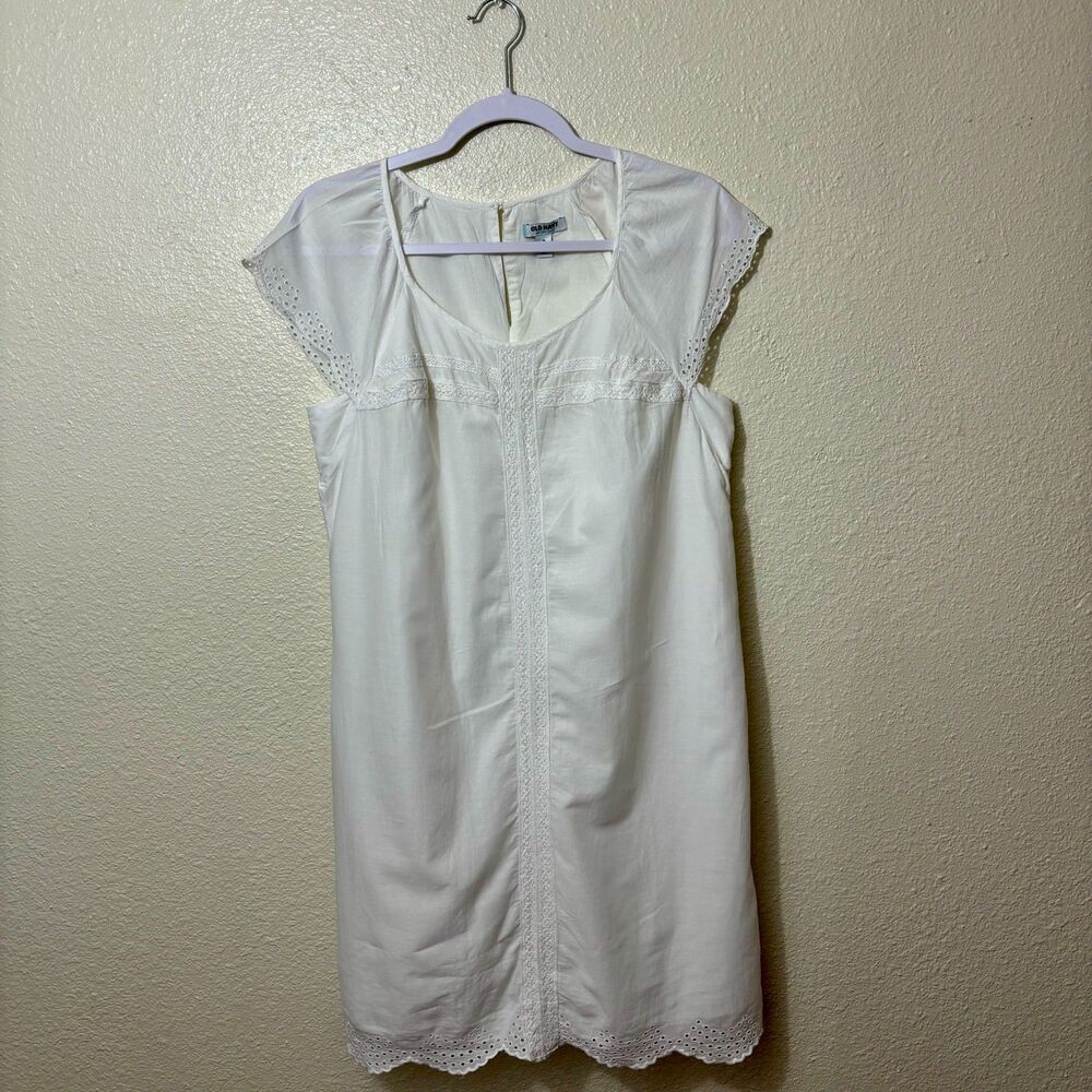 Old Navy White Eyelet Mini Dress – Size M Women’s Casual Summer Dress